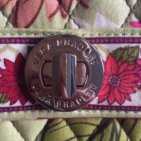 Vera Bradley Handbag - Picture 4 of 8